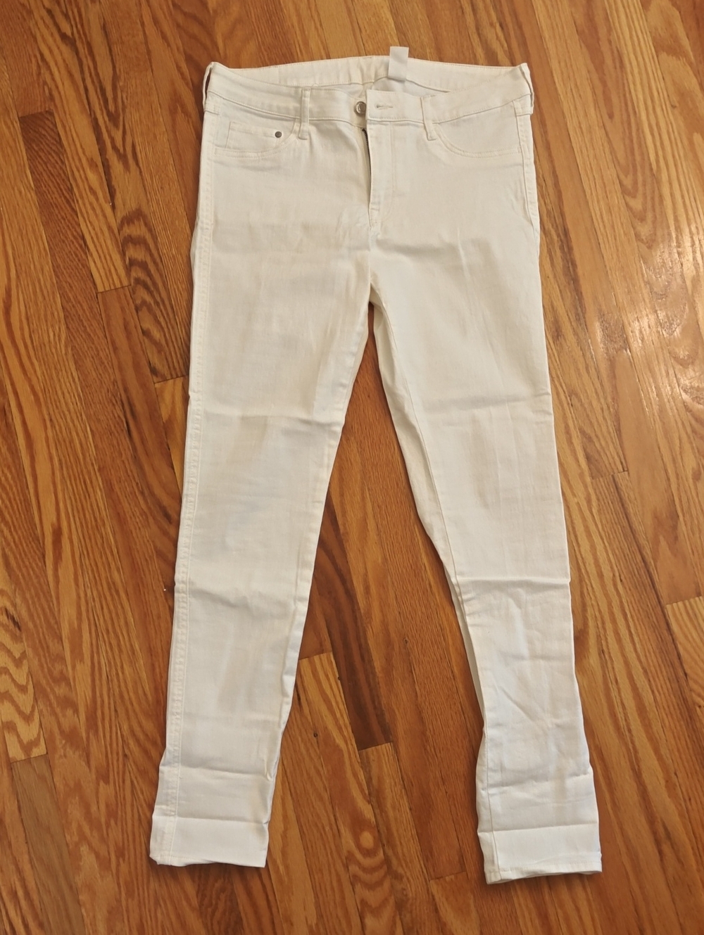 H&M Classic White Skinny Jeans
